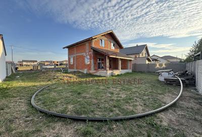 Casa individuala P+M Giroc. Strada linistita doar de case. Comsion 0 - 1