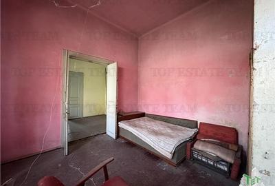Casa cu farmec istoric, perfecta pentru un proiect de restaurare, zona ICIL, Con - 14