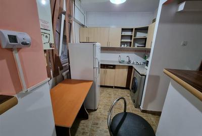 Apartament 2 camere, etaj 1, Bulevardul Stefan cel Mare - 6