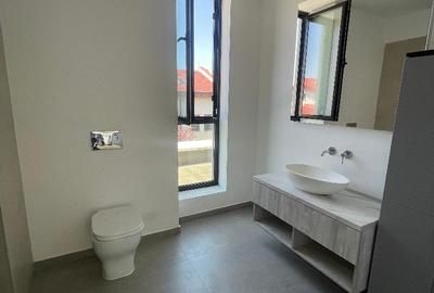 Vilă 5 camere și grădină, complex exclusivist , la 2 min de Porsche Pipera - 49