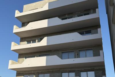 Apartament cu 2 camere decomandat în Exterior Sud