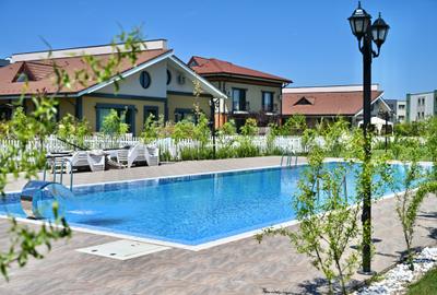 VILE P+M, 5 camere+Teren 300 mp.zona Otopeni, COMPLEX CU PISCINA-COMISION 0% - 2