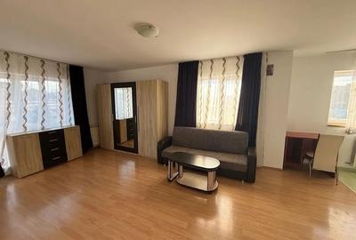 Apartament cu 2 camere semidecomandat în Tătărași