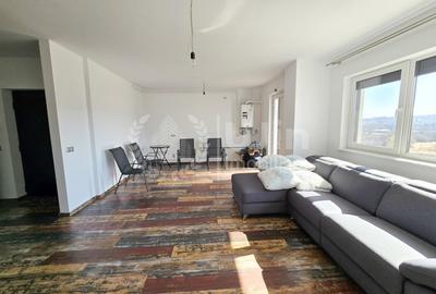 Apartament cu 3 camere semidecomandat în Florești