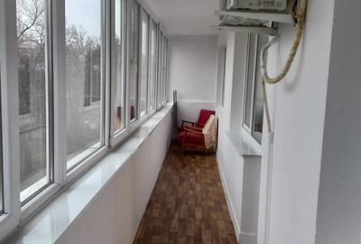 Apartament Dristor, stradal, 4 minute de metrou, mobilat si utilat complet - 3