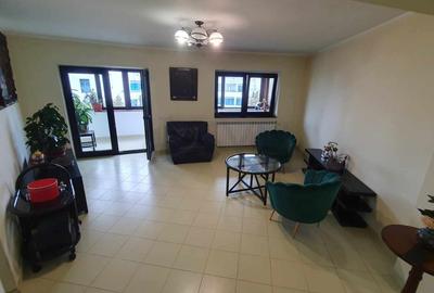REA1017341 Apartament 3 camere Vanzare Unirii - 1