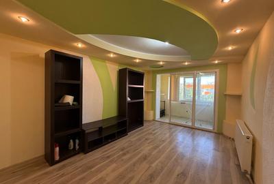 Apartament cu 3 camere decomandat în Mazepa 1