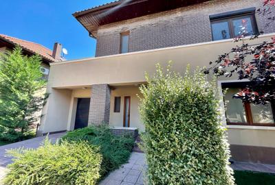 Compound individual villa partially furnished-2700 Euros+VAT - 24