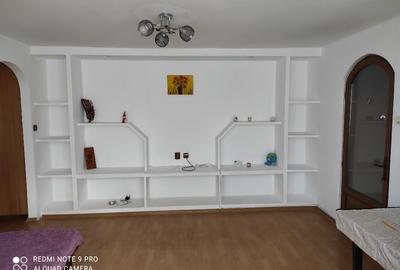 Inchiriez apartament 2 cam - 2