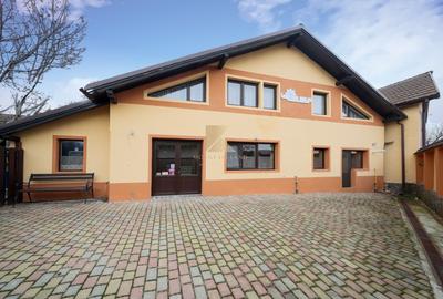 Proprietate mixtă cu spațiu comercial și locuință, Cristian - 1