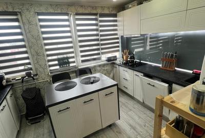 Apartament 3 camere - mobilat la cheie , 1  Decembrie 1918 - 3