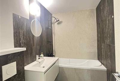 Apartament cu 3 camere Republicii Canal 7 - 8