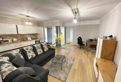 Apartament cu 2 camere semidecomandat, mobilat în Central