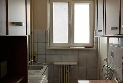 Apartamentt C-t 2 camere+ sufragerien, etaj 7, Sovata , Decebal-Dacia, Oradea. - 12