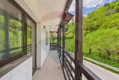 Pensiune/casa montană 9 camere în Dâmbovicioara, comision 0% - 27