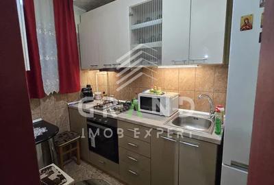 Garsonieră semidecomandată, mobilată în Mărăști