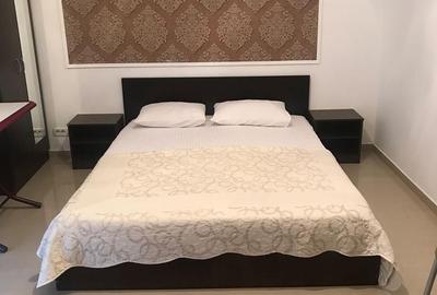 VILA 6 CAMERE + PENSIUNE -18 CAMERE DE VANZARE -TOMIS 2 - 12