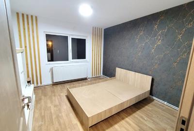 Apartament cu 3 camere decomandat, mobilat în Anda