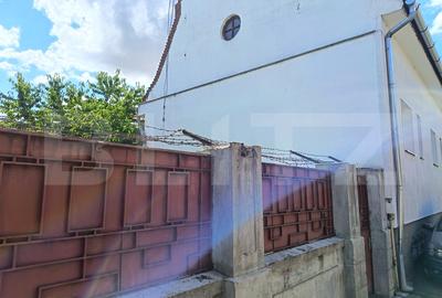 Casă individuală cu 2 camere în Central