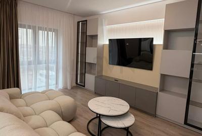 Apartament cu 3 camere decomandat, mobilat în Pipera