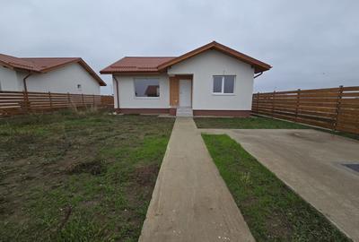 Casă individuală cu 3 camere în Berceni