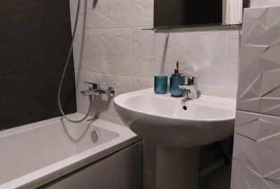 Apartament cu 2 camere nedecomandat în Aviației