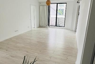 Cladire de birouri: sup - 60 mp - 11