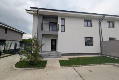 Casă individuală cu 4 camere în Otopeni