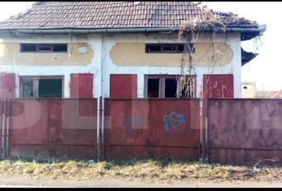 Casă individuală cu 2 camere în Ungheni