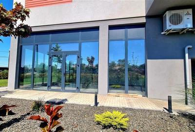 Spatiu  Comercial de inchiriat , bloc nou, zona Mehala - 2