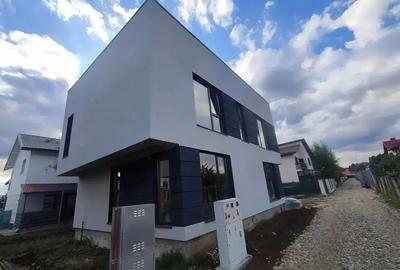 Casa 4 Camere Individuala Otopeni | Semicentral | Noua, Moderna - 4