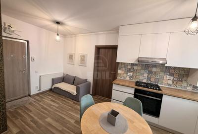 Apartament cu 2 camere semidecomandat în Florești