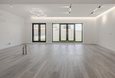 Apartament cu 6 camere decomandat în Nord