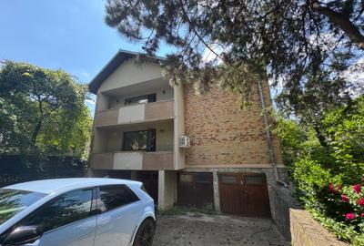 Proprietate rară și unică. Apartament în vila cu teren și garaj subteran - 4