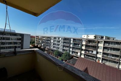 DE INCHIRIAT: Apartament cu 2 camere zona Hotel Europa - 12