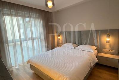 Apartament cu 3 camere semidecomandat, mobilat în Central