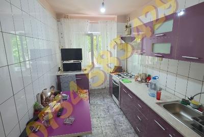 Apartament decomandat, 2 camere, metrou Lujerului - 9