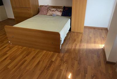 Garsoniera de vanzare , zona Spitalul Judetean Focsani , et 1 3 , 38 mp , renova - 2