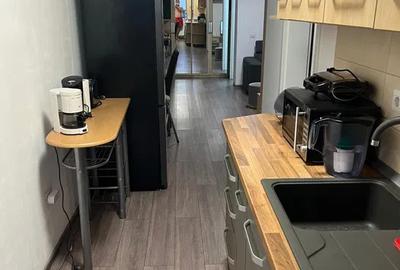 Apartament cu 2 camere semidecomandat, mobilat în Calea Călărașilor