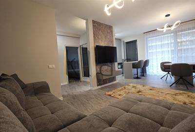 Apartament cu 2 camere semidecomandat, mobilat în Plopilor