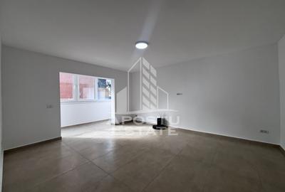 Apartament cu 4 camere decomandat în Complex Studențesc