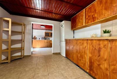 Vilă P+1 Buftea | 150 mp utili | Teren 992 mp | Curte amenajată - 20
