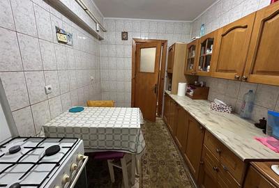 Apartament cu 3 camere de vanzare et. 2,  zona Sud. - 10