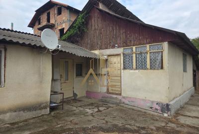 Casă bătrânească+Teren intravilan de vânzare(1970mp) la 20min de Bacău - 4