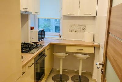 Apartament cu 2 camere, mobilat în Gara de Nord