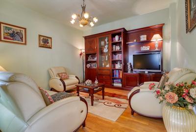 Casa eleganta, 8 camere, Zona Aurel Vlaicu, str. Tebea, complet Mobilată - 16