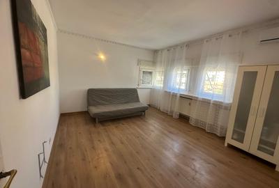 Garsoniera Bd. Dacia, bloc interbelic, risc 2, etajul 5, semimobilata - 2