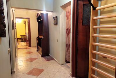 Apartament cu 3 camere mobilate, utilate in bloc izolat, Bucur Obor, comision 0% - 17