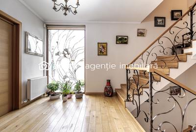 Vilă exclusivistă pe malul Mureșului – design modern si teren generos - 1