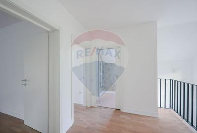De închiriat casă renovată 2023, 5 camere, pericentral - 51